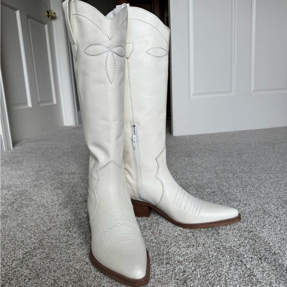 NWOT Coconuts by Matisse for Anthropologie White Leather Cowboy Boots